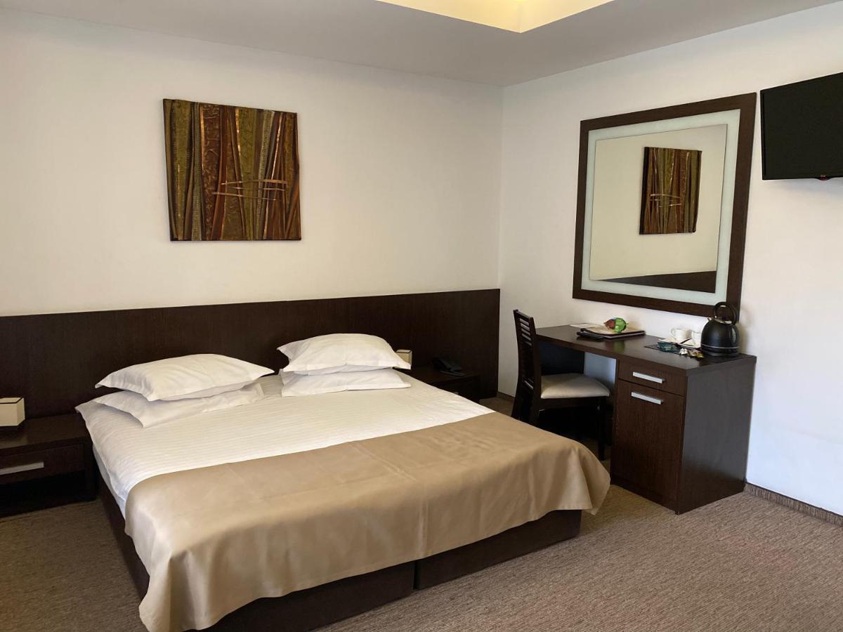 Hotel Smart Sinaia Eksteriør billede