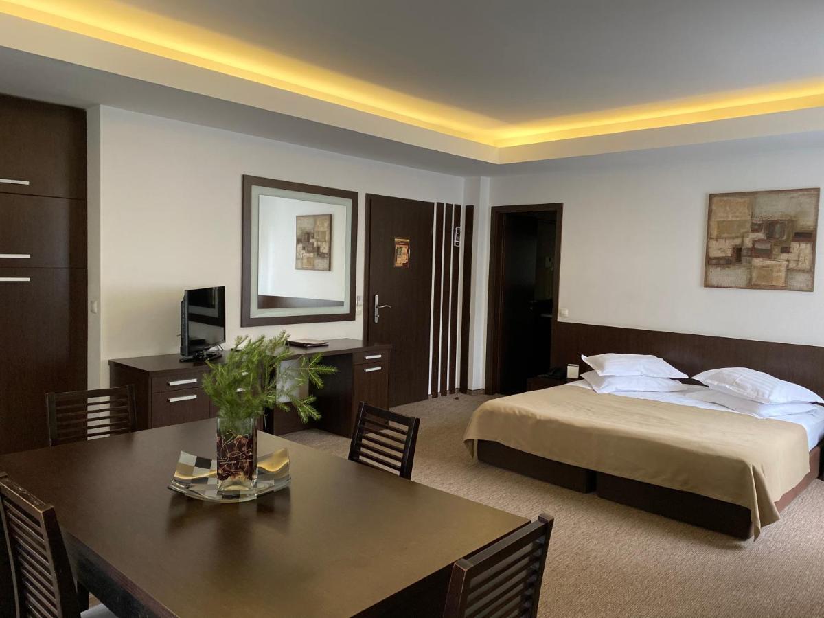 Hotel Smart Sinaia Eksteriør billede