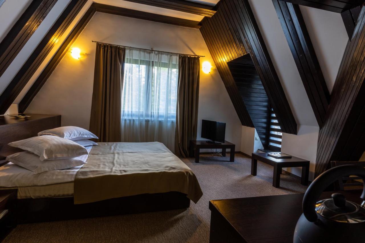 Hotel Smart Sinaia Eksteriør billede