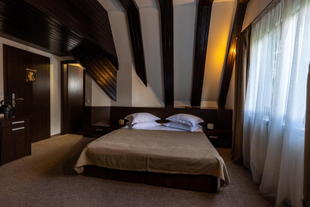 Hotel Smart Sinaia Eksteriør billede