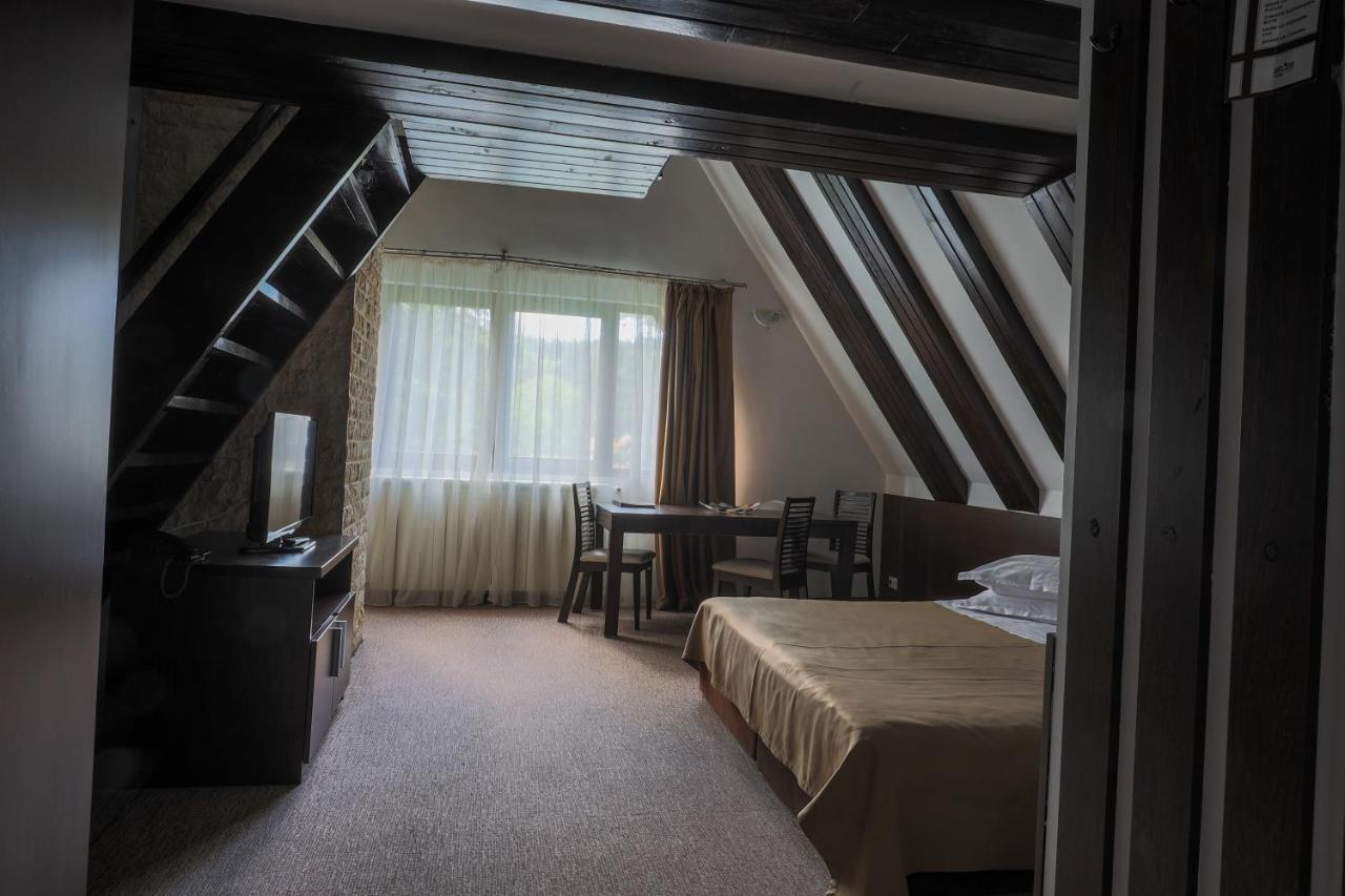 Hotel Smart Sinaia Eksteriør billede