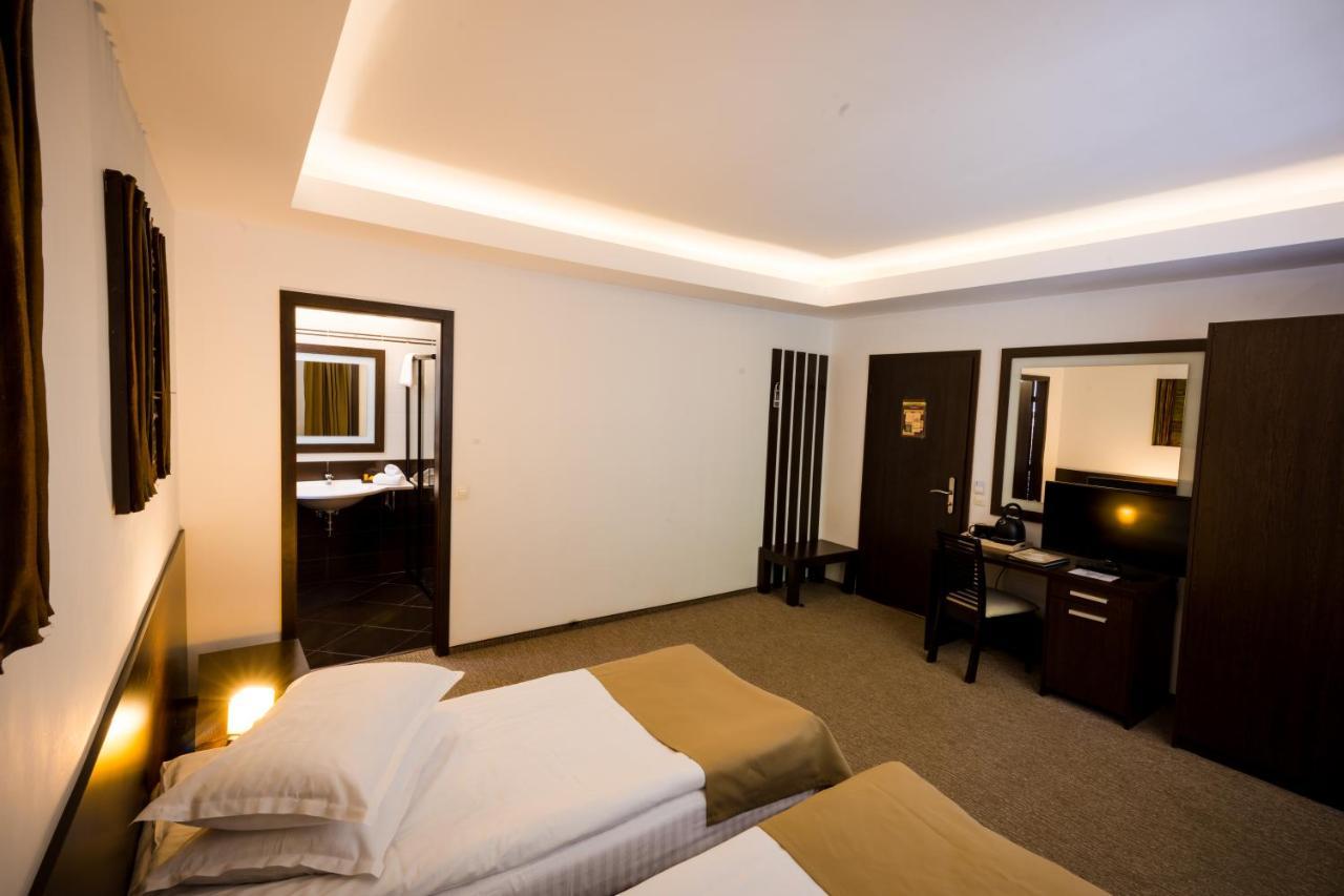 Hotel Smart Sinaia Eksteriør billede